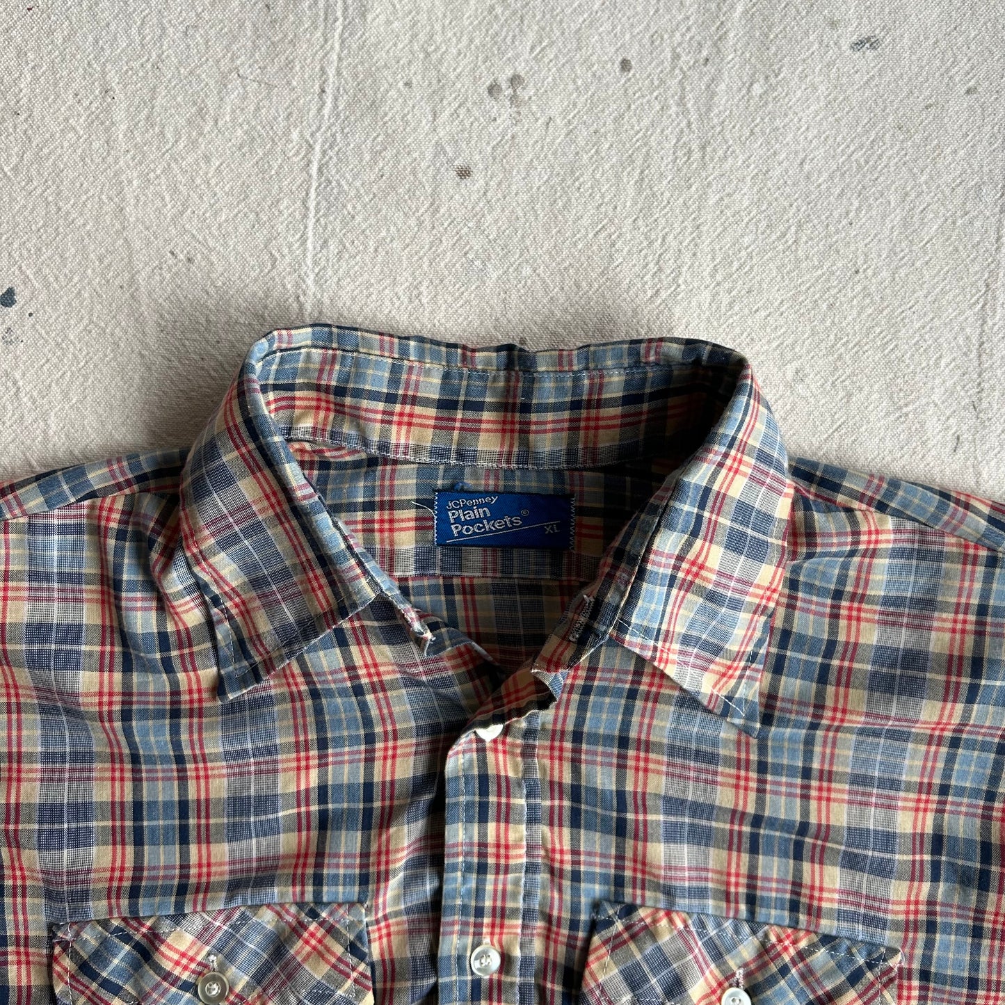 70's Plaid Button Up