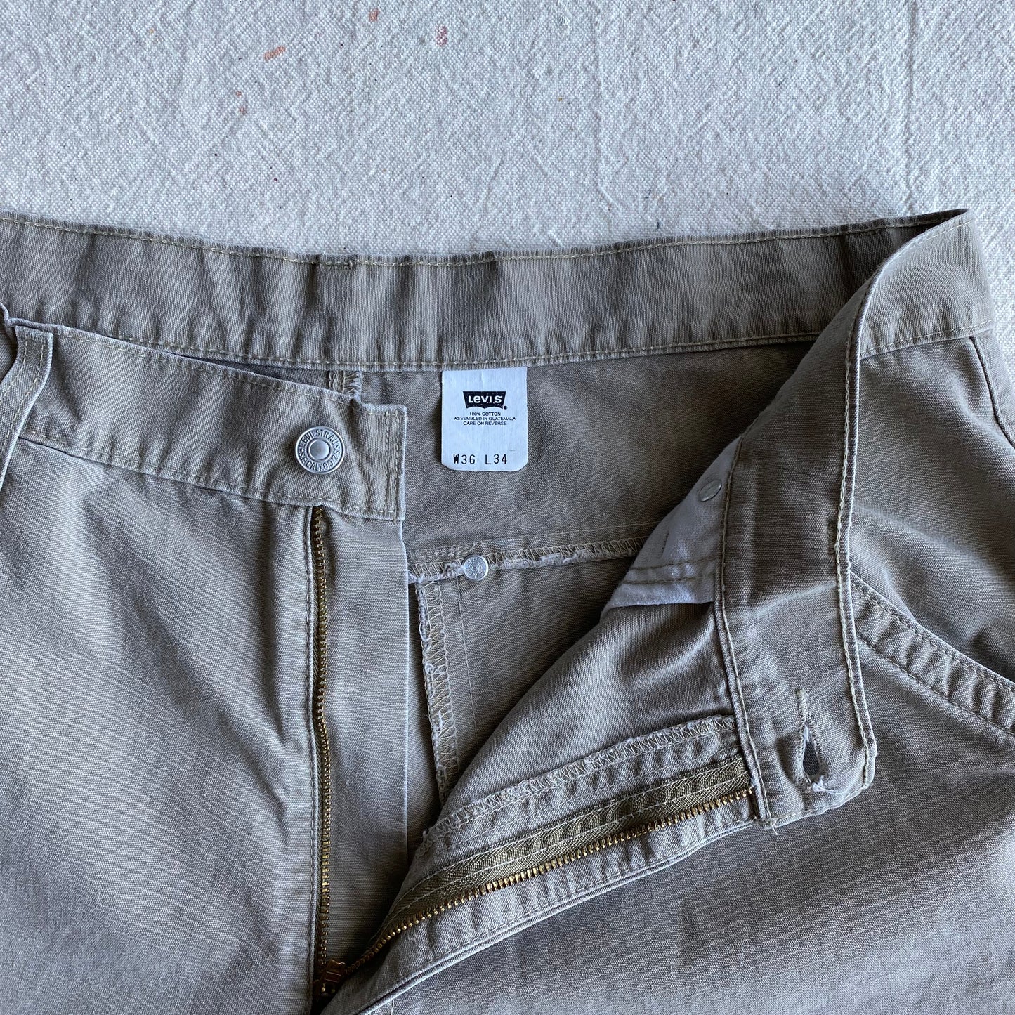 90's Red Tab Tan Levi's