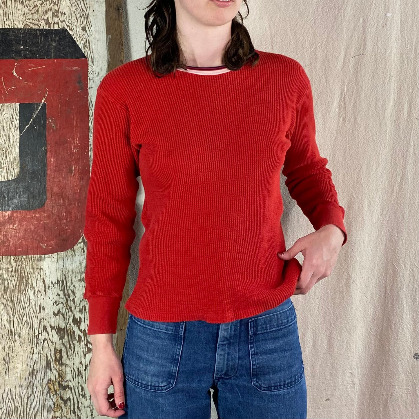 70's Red Thermal